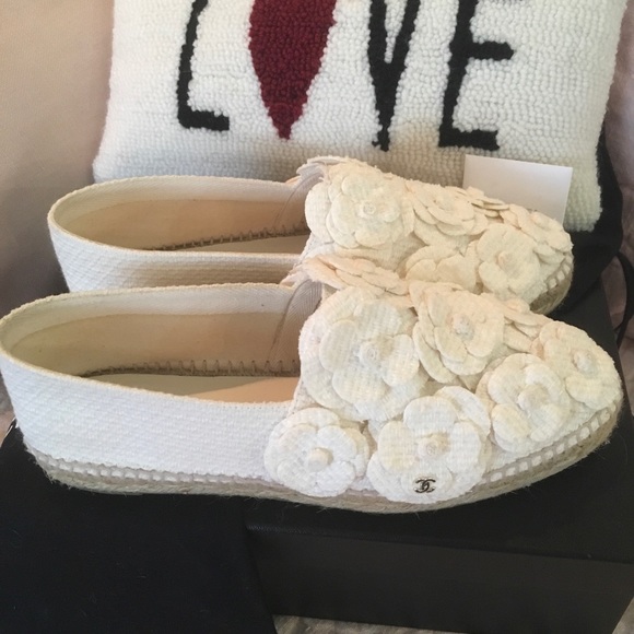 ❣️Chanel Espadrilles❣️ - Picture 3 of 8